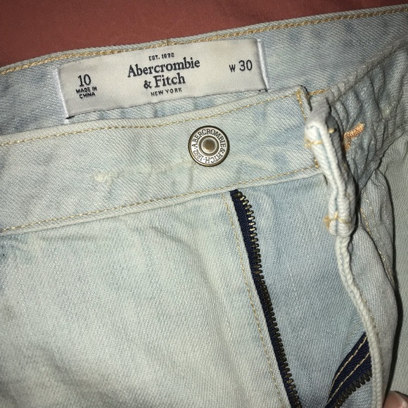Abercrombie and Fitch Jean Skirt - Picture 2 of 5